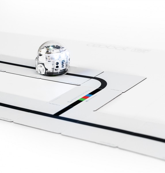 Artikelbild 2 des Artikels “Ozobot MINT Set – Codierkacheln für Schulen “