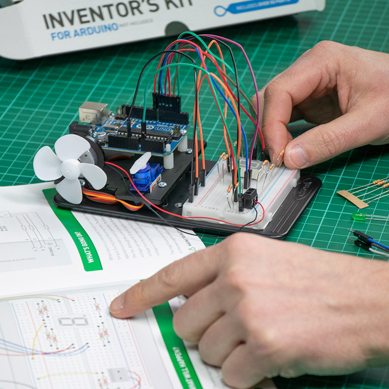 Artikelbild 3 des Artikels “Kitronik Erfinder-Kit Arduino – Elektronik & Coding für Schulen “