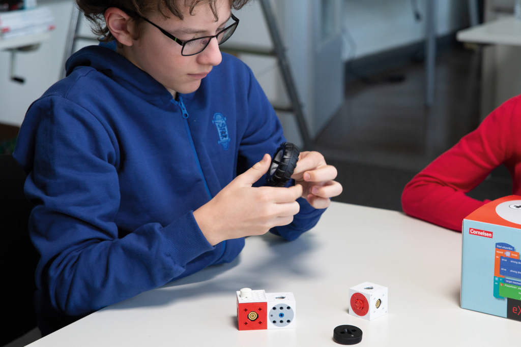 Artikelbild 4 des Artikels “eXperiBot Explorer 4er Set – Programmierung für Grundschule “