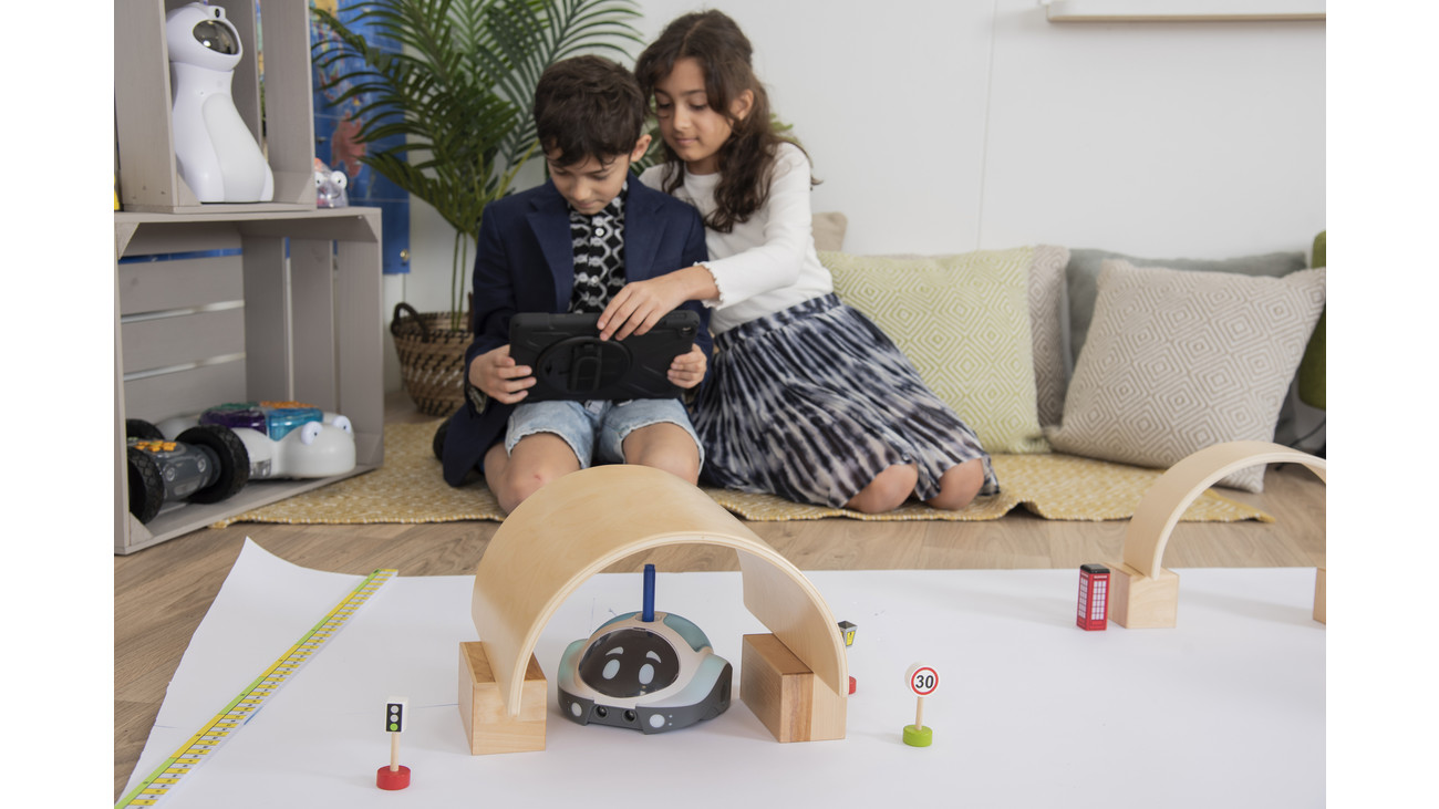 Artikelbild 4 des Artikels “Loti-Bot Lernroboter – Programmieren in der Grundschule “