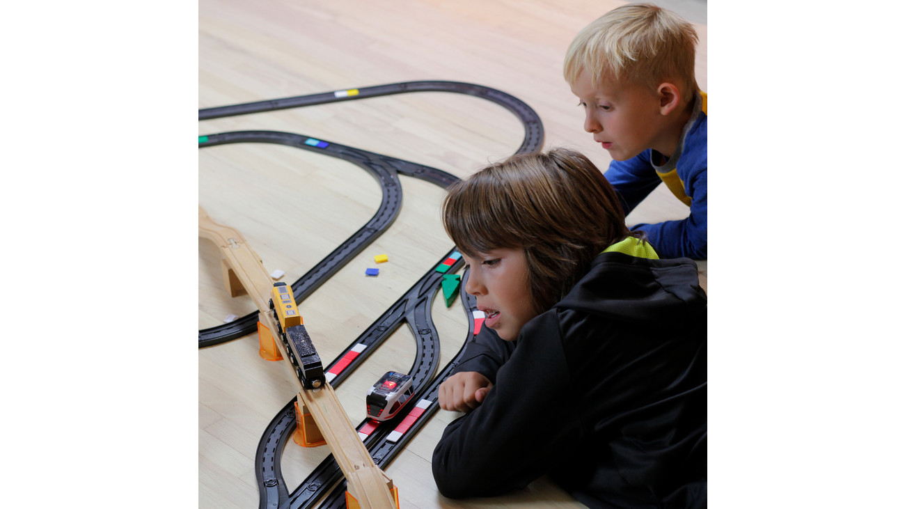 Artikelbild 7 des Artikels “Intelino Smart Train – Lernspieleisenbahn für Schulen “